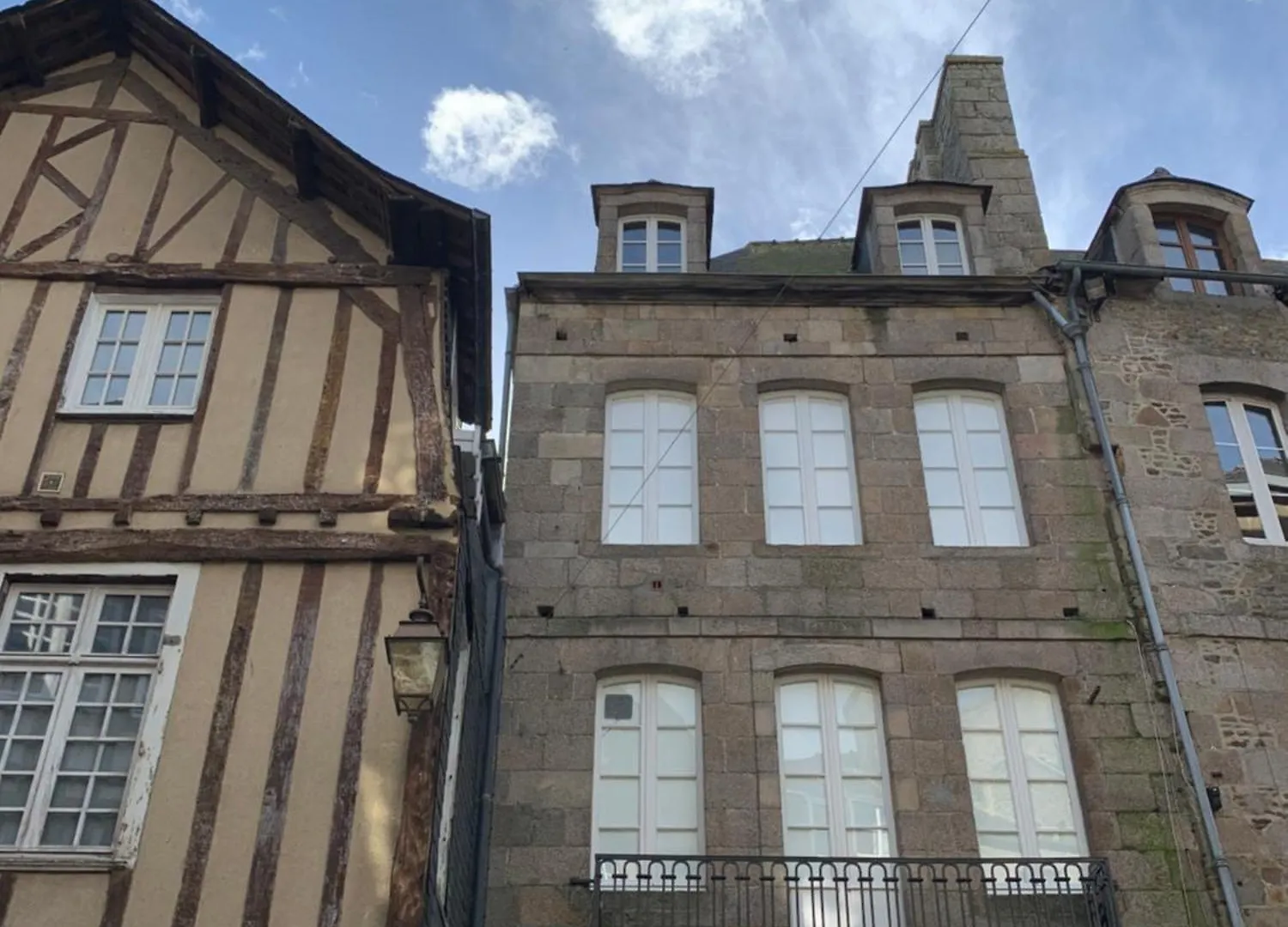 Le Grenier studio de charme centre historique Dinan 0*,